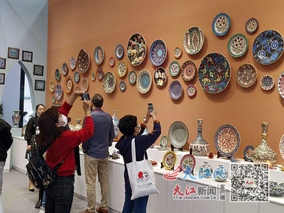 2022景德鎮(zhèn)瓷博會(huì) 以“買全球 賣全球”為翼，架設(shè)文化藝術(shù)交流新橋梁